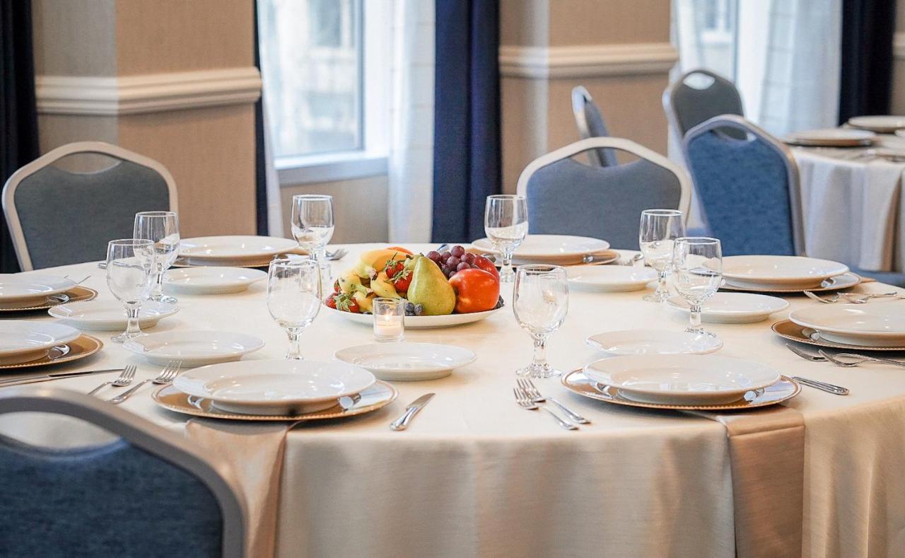 Crowne Plaza Cleveland At Playhouse Square By Ihg Hotel Bagian luar foto