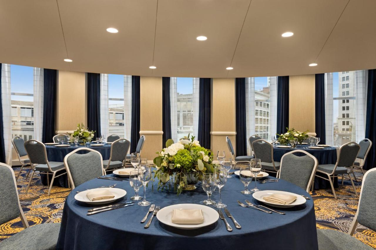 Crowne Plaza Cleveland At Playhouse Square By Ihg Hotel Bagian luar foto