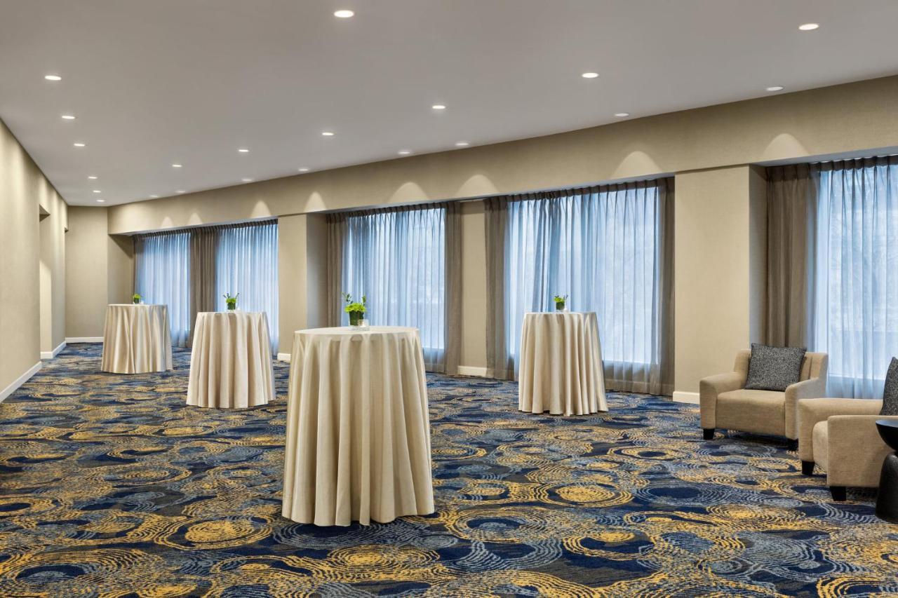 Crowne Plaza Cleveland At Playhouse Square By Ihg Hotel Bagian luar foto