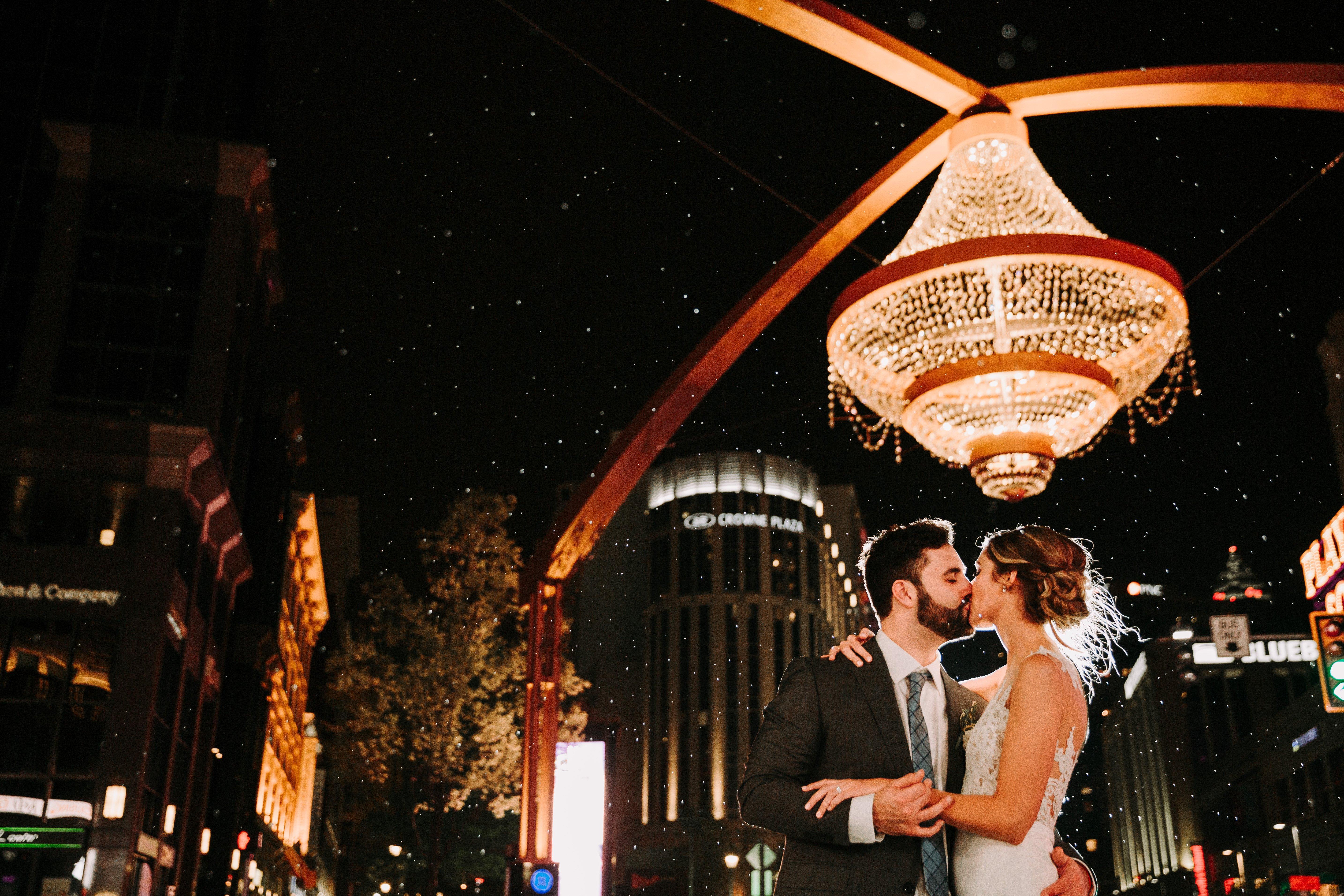 Crowne Plaza Cleveland At Playhouse Square By Ihg Hotel Bagian luar foto
