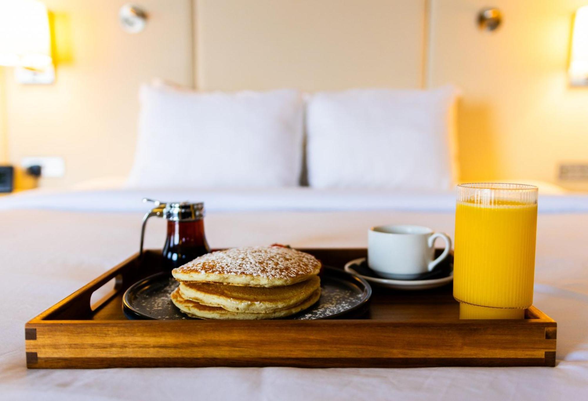 Crowne Plaza Cleveland At Playhouse Square By Ihg Hotel Bagian luar foto